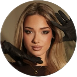 Adriana Tortosa