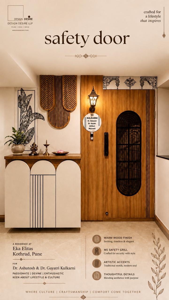 Entrance foyer — arched niche, palm mural & shoe console