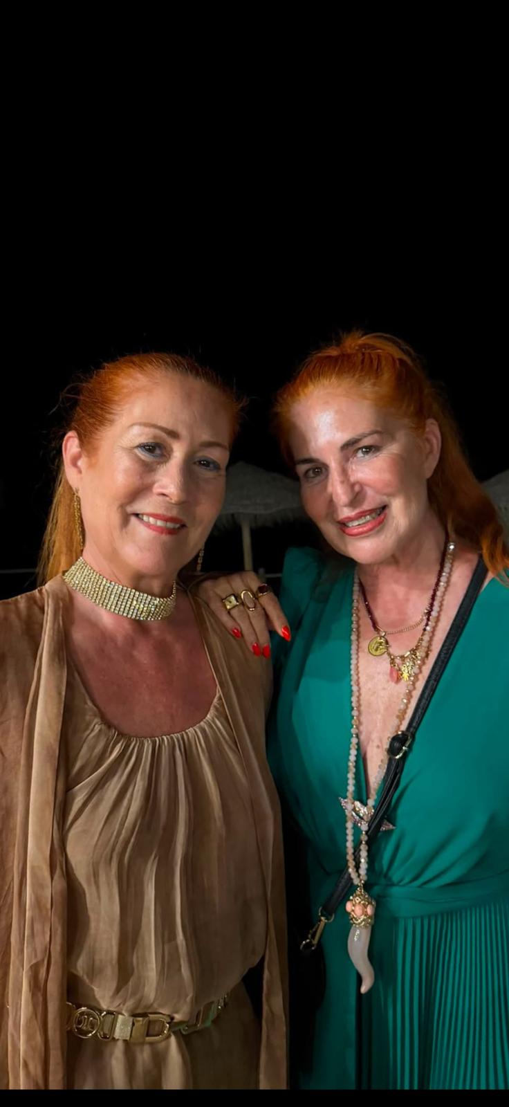 Maria João with her sister, Filipa Nepomuceno