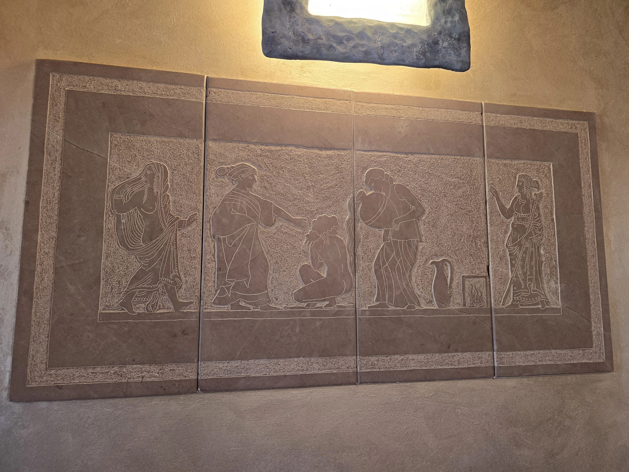 Bassorilievo con figure classiche