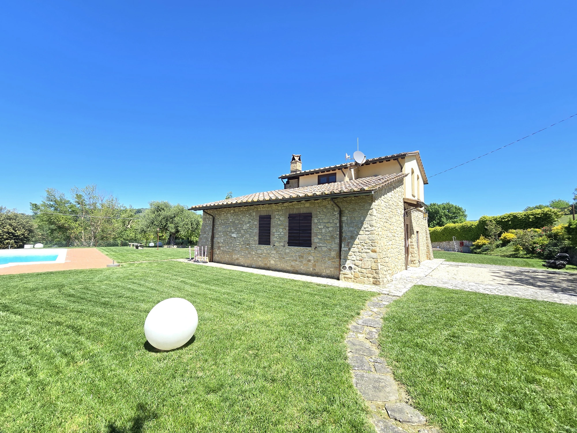 Scalinata nel verde